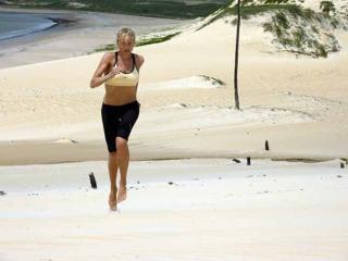 Natasha Stefanenko feet photo thumbnail