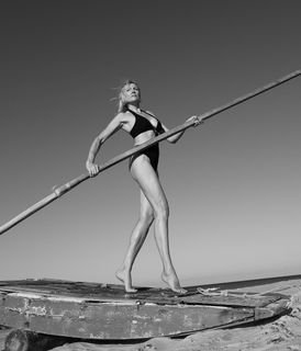 Natasha Stefanenko feet photo thumbnail