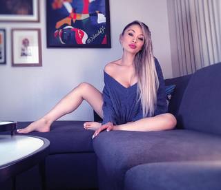 Natasha Yi feet photo 11