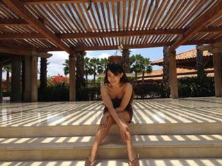 Natasha Yi feet photo 2