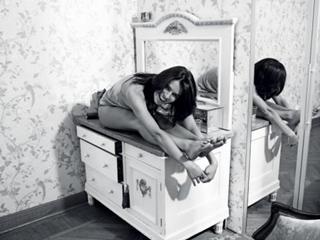 Natasza Urbanska feet photo thumbnail