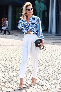 Natasza Urbanska feet photo thumbnail