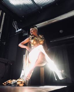 Natasza Urbanska feet photo thumbnail