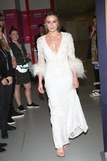 Natasza Urbanska feet photo thumbnail