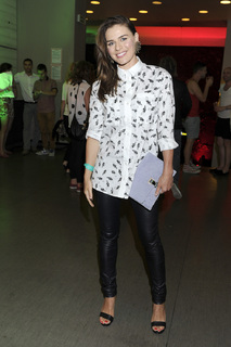 Natasza Urbanska feet photo thumbnail