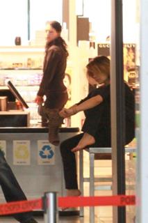 Natasza Urbanska feet photo thumbnail