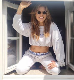 Natasza Urbanska feet photo thumbnail