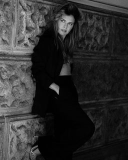 Natasza Urbanska feet photo thumbnail