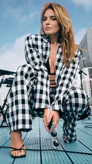 Natasza Urbanska feet photo thumbnail