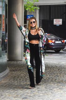 Natasza Urbanska feet photo thumbnail