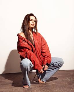 Natasza Urbanska feet photo thumbnail