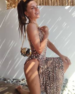 Natasza Urbanska feet photo thumbnail