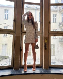 Natasza Urbanska feet photo thumbnail