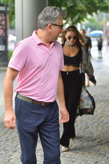 Natasza Urbanska feet photo thumbnail