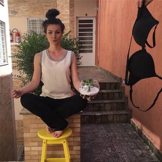 Nathalia Arcuri feet photo thumbnail