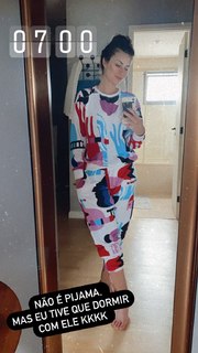 Nathalia Arcuri feet photo thumbnail