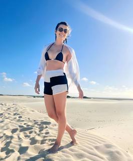 Nathalia Arcuri feet photo thumbnail