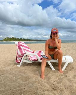 Nathalia Arcuri feet photo thumbnail