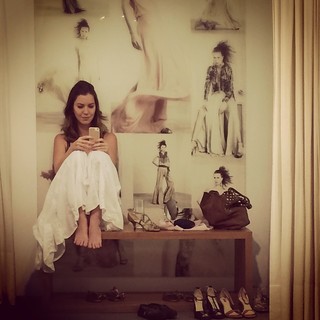 Nathalia Dill feet photo thumbnail