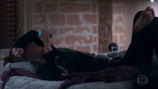 Nathalia Dill feet photo thumbnail