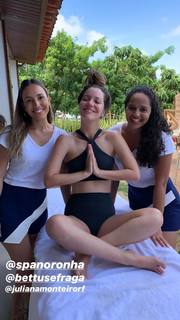 Nathalia Dill feet photo thumbnail