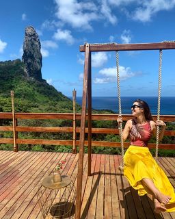 Nathalia Dill feet photo thumbnail