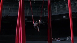 Nathalia Dill feet photo thumbnail