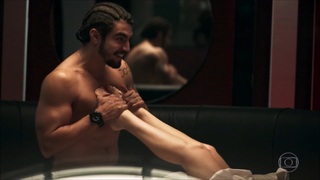 Nathalia Dill feet photo thumbnail