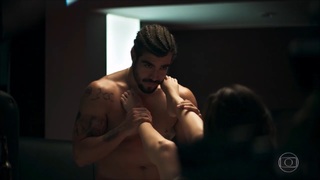 Nathalia Dill feet photo thumbnail