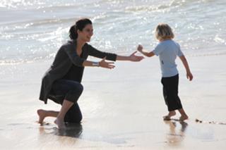 Nathalia Dill feet photo thumbnail