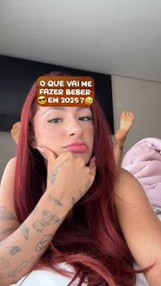 Nathalia Valente feet photo 12