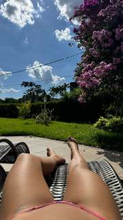 Nathalia Valente feet photo 9
