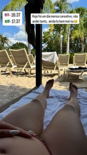 Nathalia Valente feet photo 8