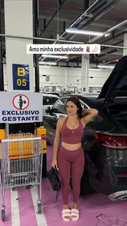 Nathalia Valente feet photo 6