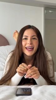 Nathalia Valente feet photo 2
