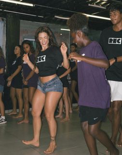 Nathalia Valente feet photo 4