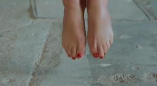 Nathalie Baye feet photo 5