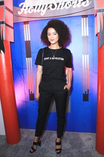 Nathalie Emmanuel feet photo thumbnail
