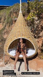 Nathalie Emmanuel feet photo thumbnail