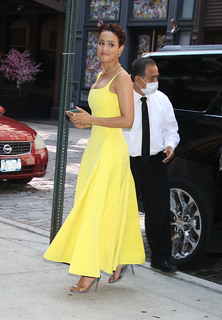 Nathalie Emmanuel feet photo thumbnail