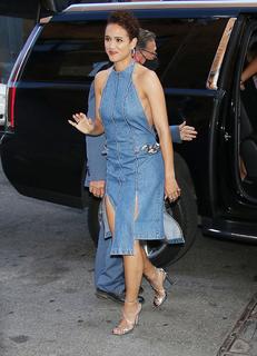 Nathalie Emmanuel feet photo thumbnail