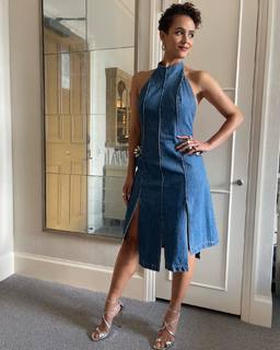 Nathalie Emmanuel feet photo thumbnail