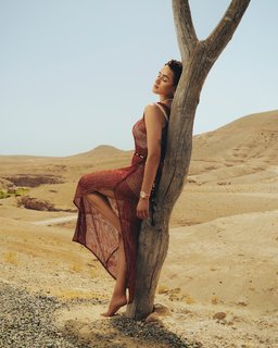 Nathalie Emmanuel feet photo thumbnail