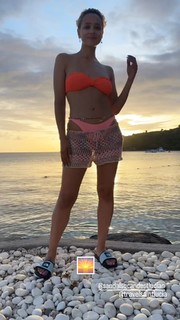 Nathalie Emmanuel feet photo thumbnail