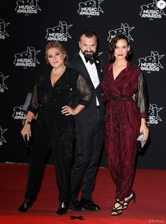 Nathalie Odzierejko feet photo thumbnail