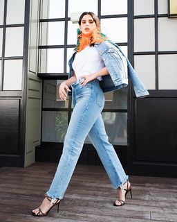 Nathy Peluso feet photo thumbnail