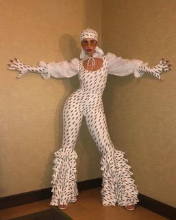 Nathy Peluso feet photo thumbnail