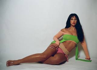 Nathy Peluso feet photo thumbnail