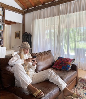 Nathy Peluso feet photo thumbnail