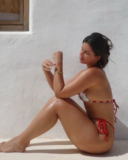 Nathy Peluso feet photo thumbnail